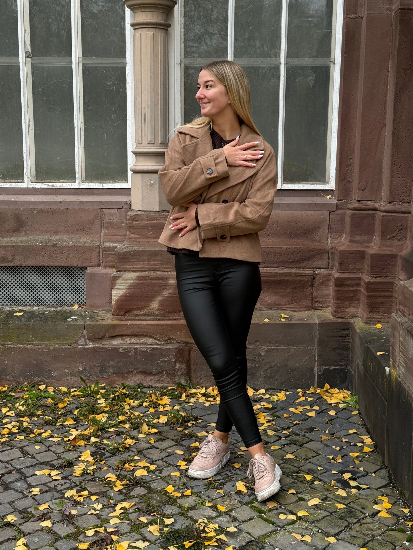 Kurzer Wollmantel Lana